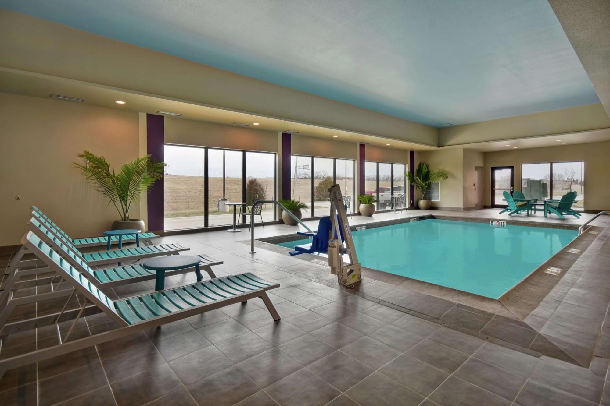 Home2 Suites By Hilton Wichita Northeast Zewnętrze zdjęcie