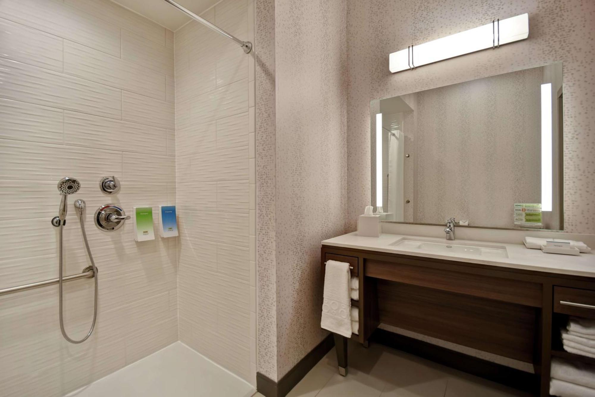 Home2 Suites By Hilton Wichita Northeast Zewnętrze zdjęcie