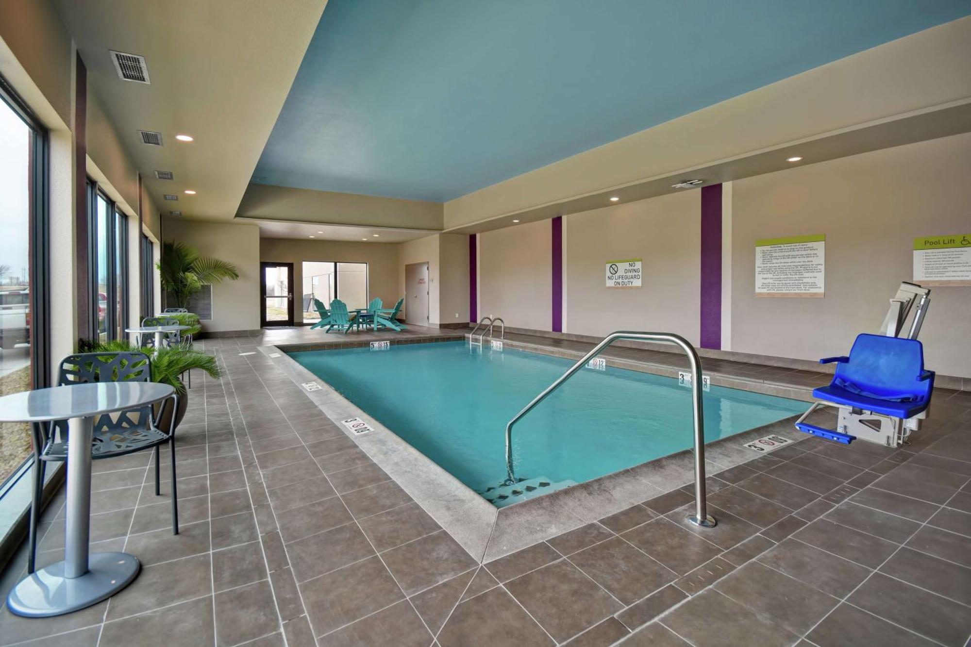 Home2 Suites By Hilton Wichita Northeast Zewnętrze zdjęcie